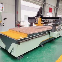 山数圆盘数控开料机自动上料